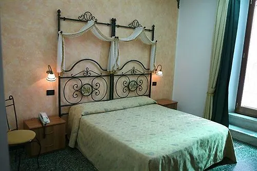 Hotel Victoria Taormina 3*,