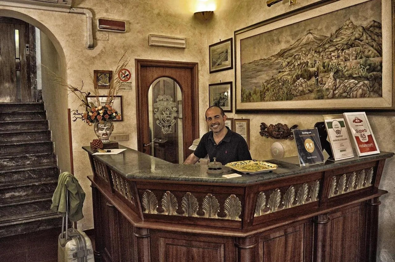 Hotel Victoria Taormina 3*,  Italien